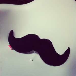 Link to Coup de coeur produit : la boîte à musique &laquo;&nbsp;Moustache&nbsp;&raquo; de Melli Pou
